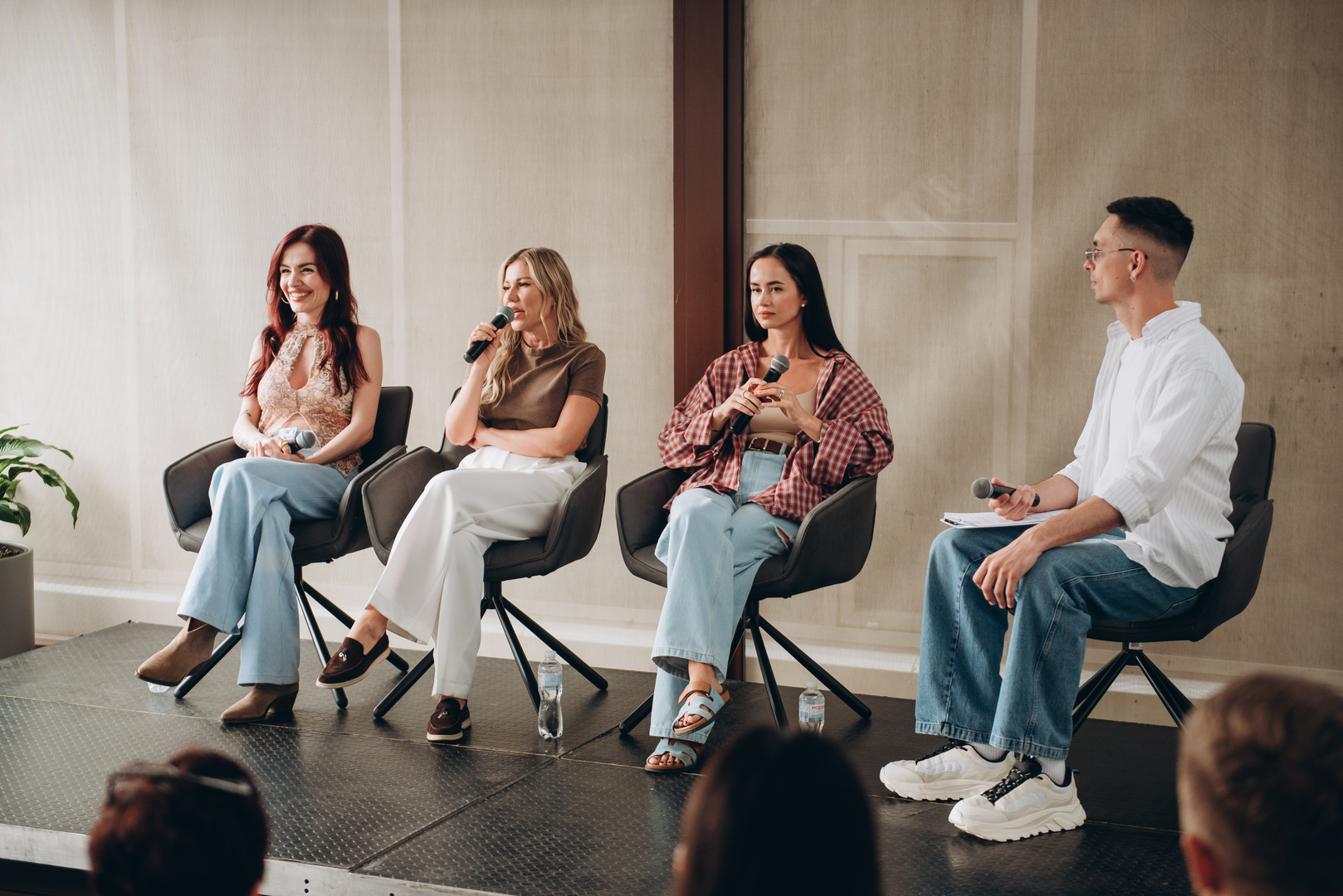 Тераса Talk з Тетяною Парфільєвою, MamaRika та Alena Omargalieva  image-85