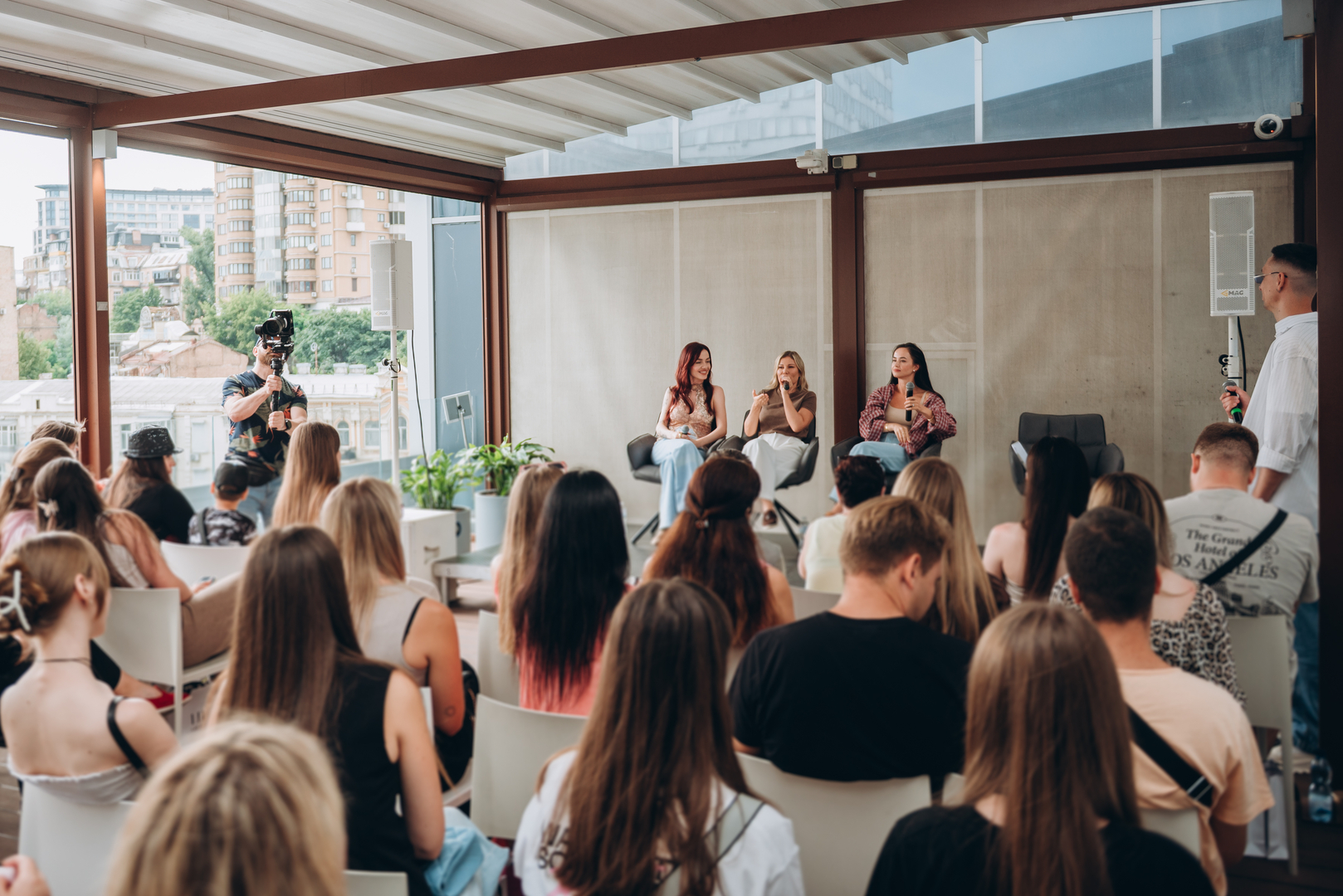 Тераса Talk з Тетяною Парфільєвою, MamaRika та Alena Omargalieva  image-96