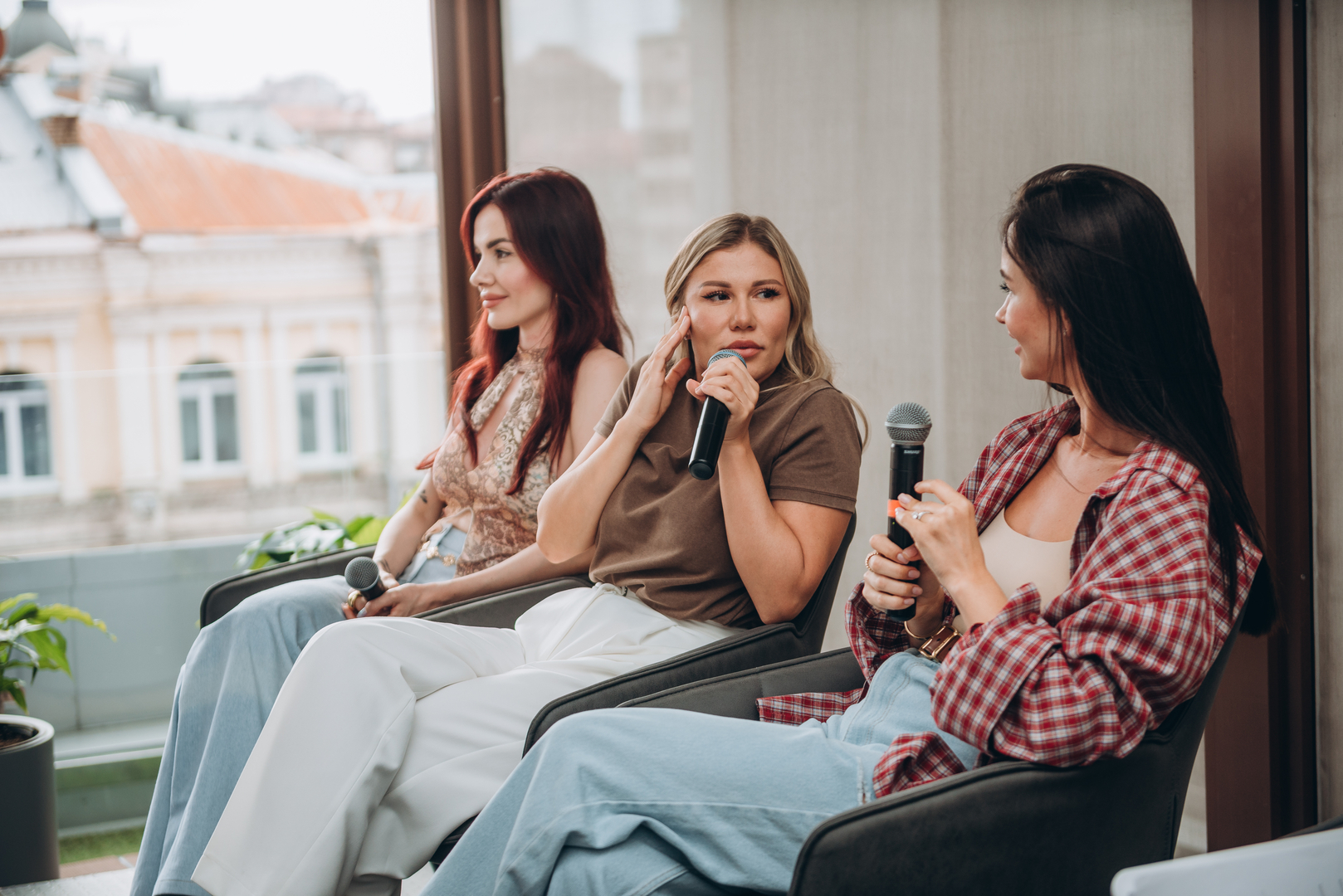 Тераса Talk з Тетяною Парфільєвою, MamaRika та Alena Omargalieva  image-103