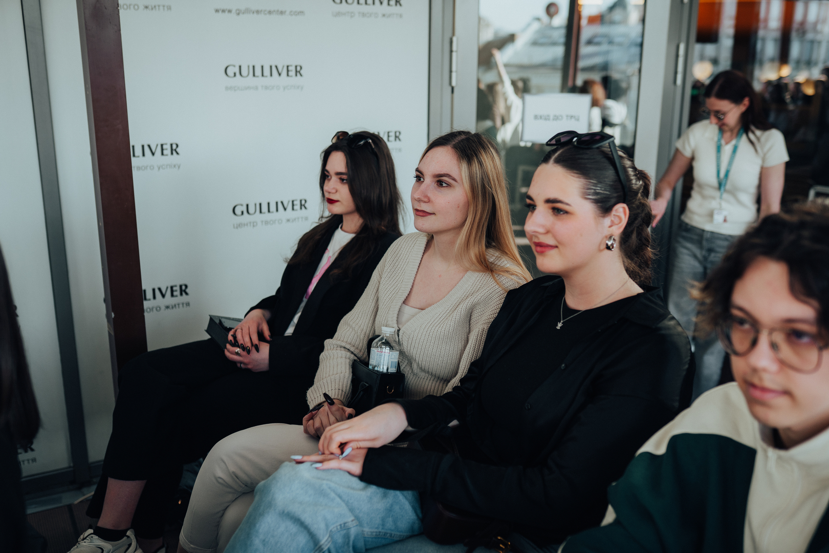 Фан-зустріч з гуртом MOLODI image-49