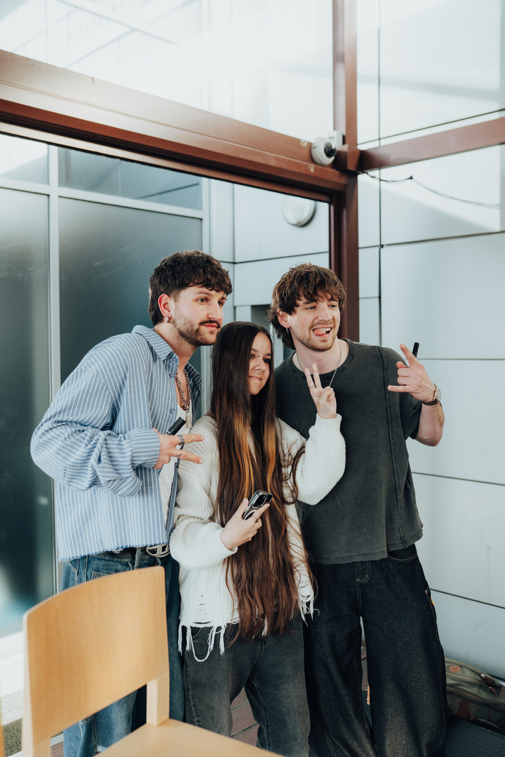 Фан-зустріч з гуртом MOLODI image-78