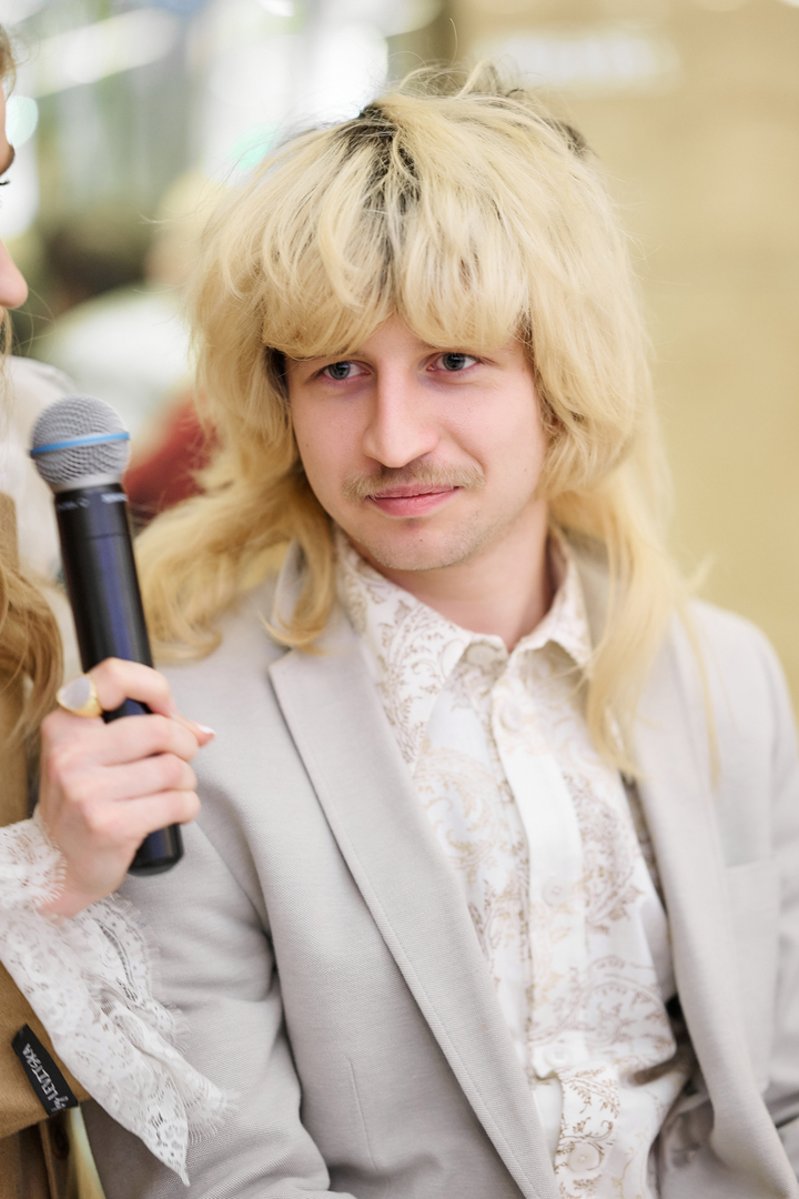 Автограф-сесія з акторами фільму &quot;Песики&quot; image-5