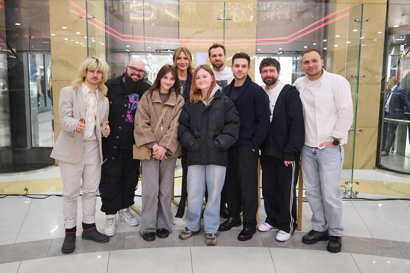 Автограф-сесія з акторами фільму &quot;Песики&quot; image-65