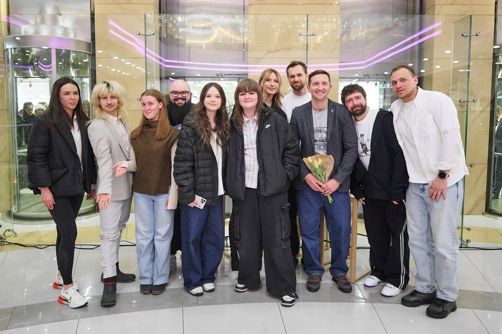 Автограф-сесія з акторами фільму &quot;Песики&quot; image-81