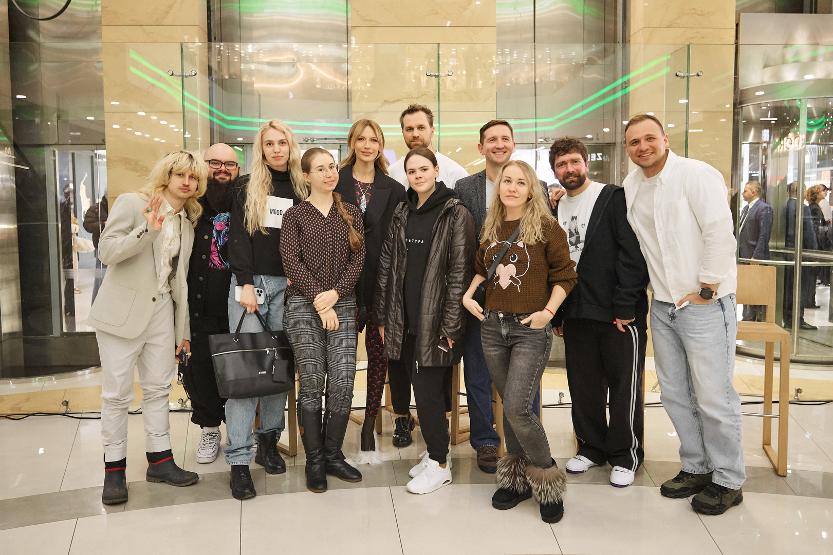 Автограф-сесія з акторами фільму &quot;Песики&quot; image-84