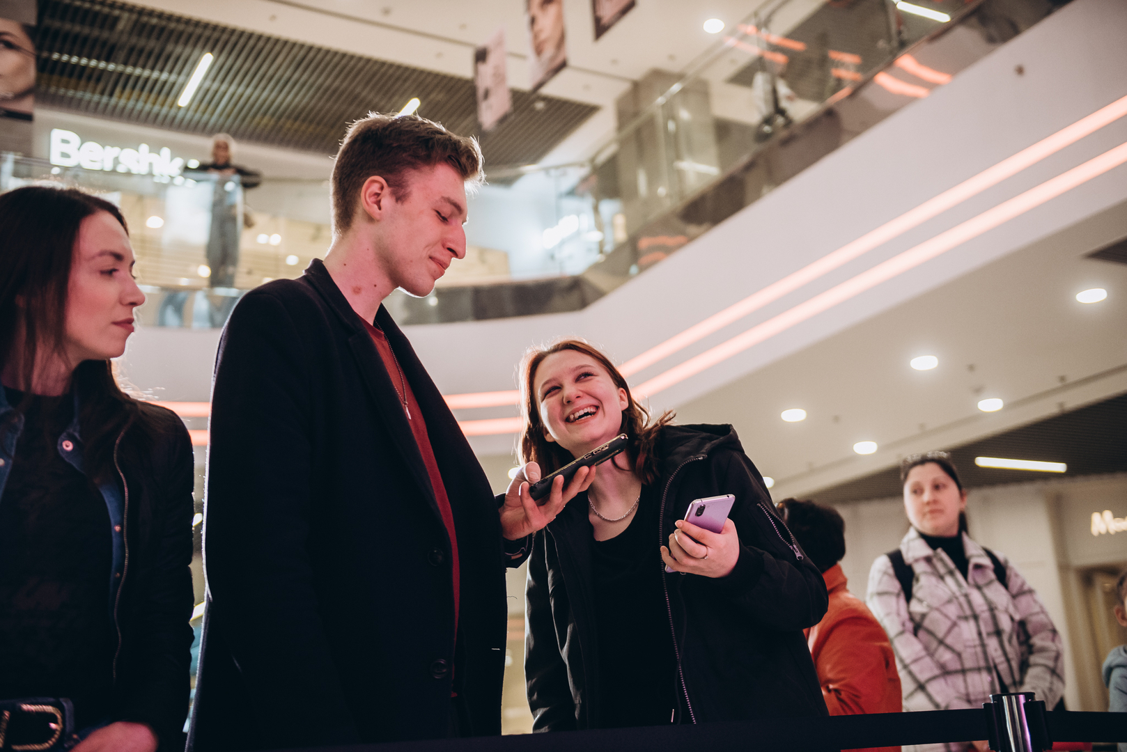 &quot;Весна у Gulliver – час святкувати!&quot; за участі: Єгора Андрюшина, Насті Цимбалару, Олени Тополі та Валентини Олеярник та розіграш від TOUS  image-15