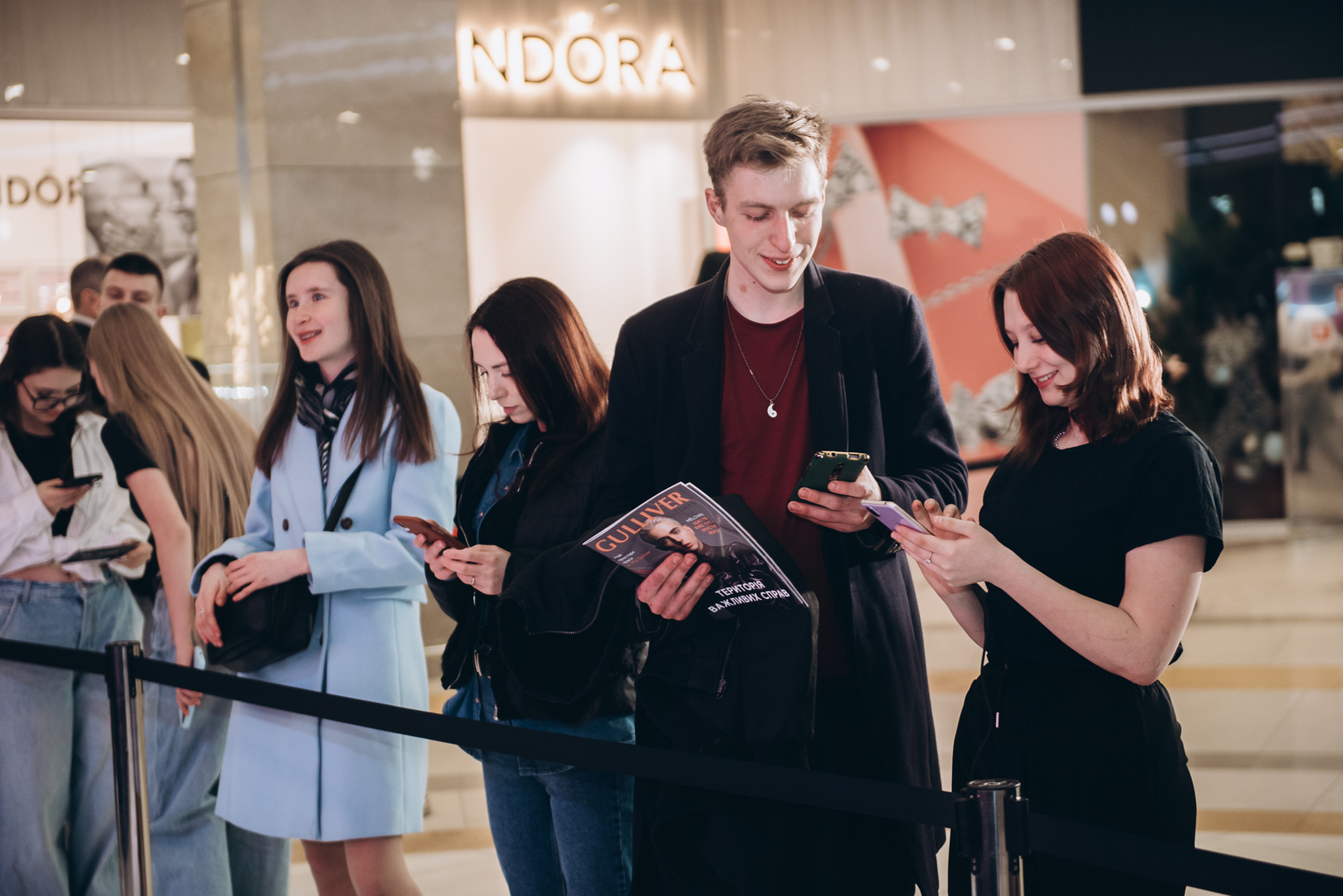 &quot;Весна у Gulliver – час святкувати!&quot; за участі: Єгора Андрюшина, Насті Цимбалару, Олени Тополі та Валентини Олеярник та розіграш від TOUS  image-17