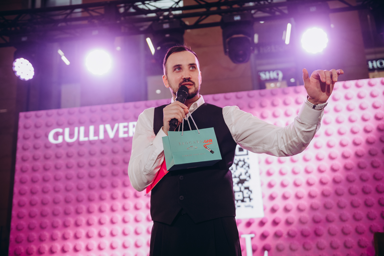 &quot;Весна у Gulliver – час святкувати!&quot; за участі: Єгора Андрюшина, Насті Цимбалару, Олени Тополі та Валентини Олеярник та розіграш від TOUS  image-24