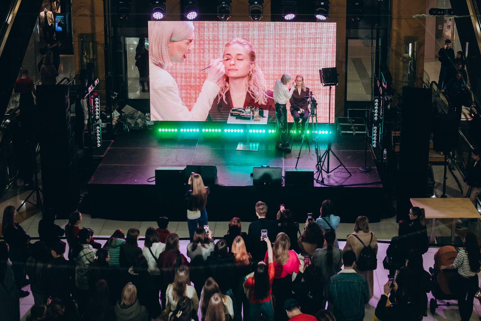 &quot;Весна у Gulliver – час святкувати!&quot; за участі: Єгора Андрюшина, Насті Цимбалару, Олени Тополі та Валентини Олеярник та розіграш від TOUS  image-50