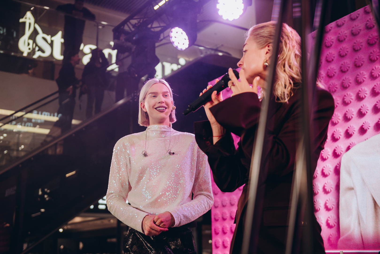 &quot;Весна у Gulliver – час святкувати!&quot; за участі: Єгора Андрюшина, Насті Цимбалару, Олени Тополі та Валентини Олеярник та розіграш від TOUS  image-52