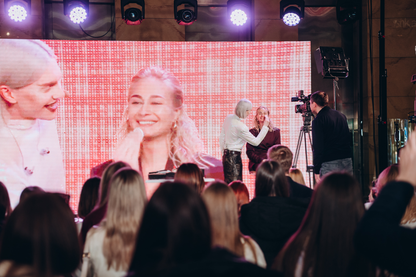 &quot;Весна у Gulliver – час святкувати!&quot; за участі: Єгора Андрюшина, Насті Цимбалару, Олени Тополі та Валентини Олеярник та розіграш від TOUS  image-56