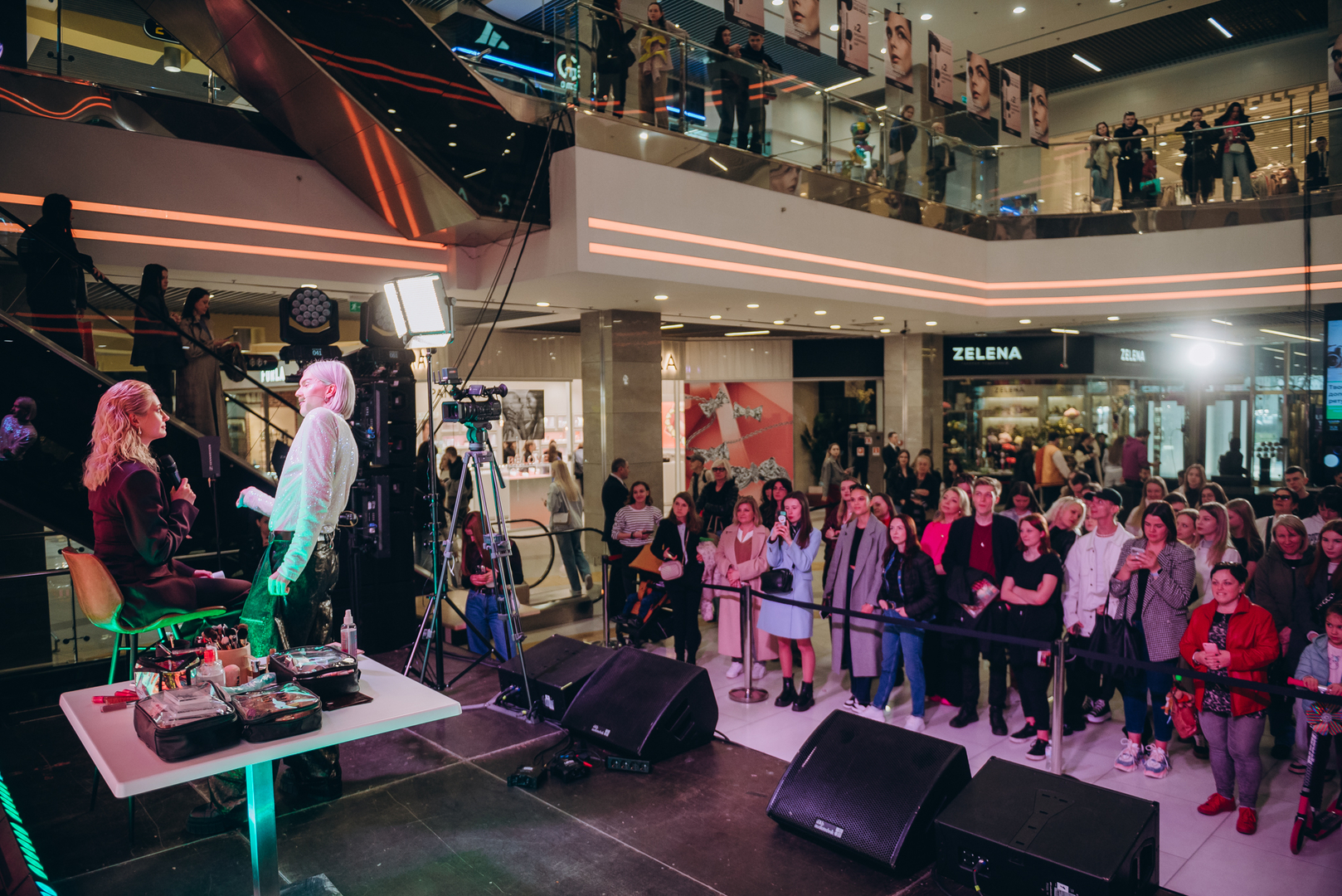 &quot;Весна у Gulliver – час святкувати!&quot; за участі: Єгора Андрюшина, Насті Цимбалару, Олени Тополі та Валентини Олеярник та розіграш від TOUS  image-121