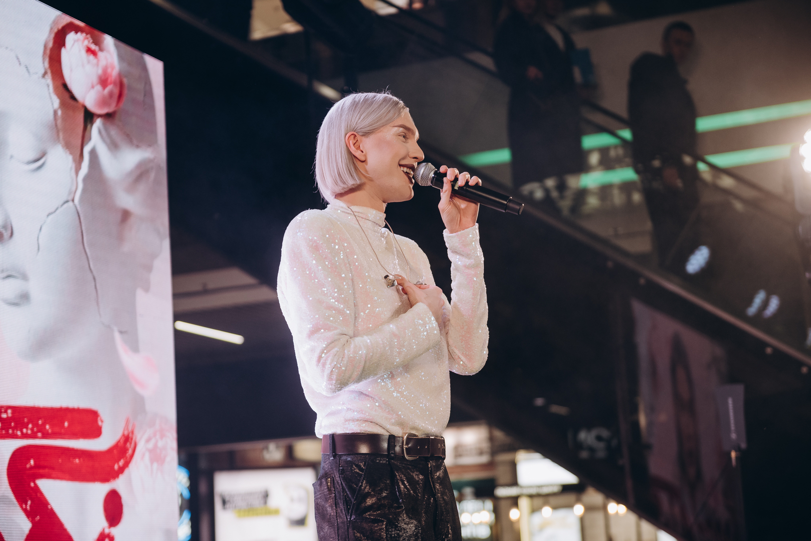 &quot;Весна у Gulliver – час святкувати!&quot; за участі: Єгора Андрюшина, Насті Цимбалару, Олени Тополі та Валентини Олеярник та розіграш від TOUS  image-159