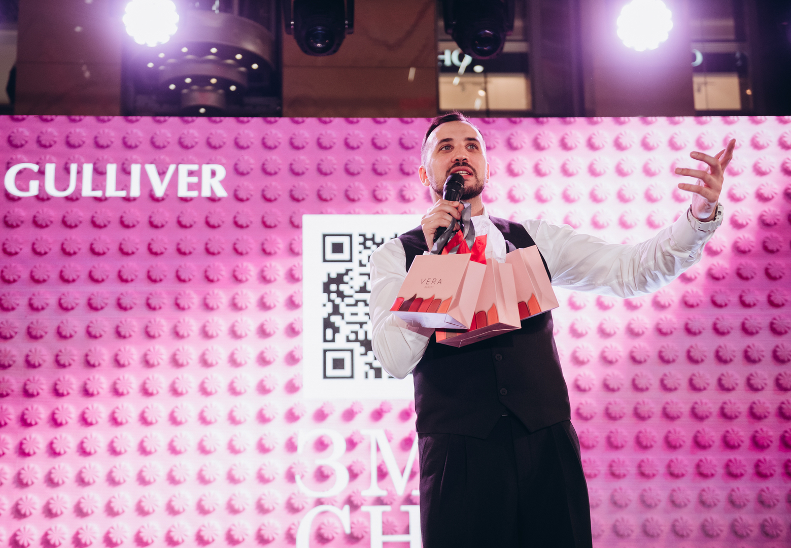 &quot;Весна у Gulliver – час святкувати!&quot; за участі: Єгора Андрюшина, Насті Цимбалару, Олени Тополі та Валентини Олеярник та розіграш від TOUS  image-291