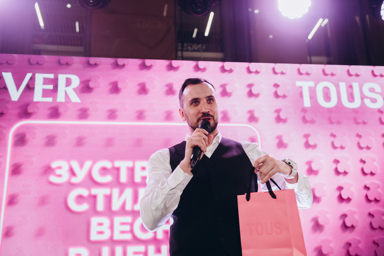 &quot;Весна у Gulliver – час святкувати!&quot; за участі: Єгора Андрюшина, Насті Цимбалару, Олени Тополі та Валентини Олеярник та розіграш від TOUS  image-336