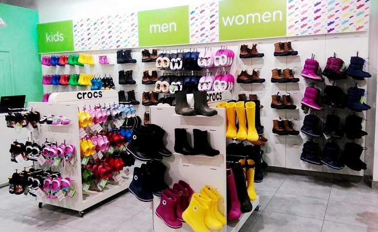 Сьогодні (7.04) почали працювати магазини Crocs, Fashion Group, Jumble Sweets