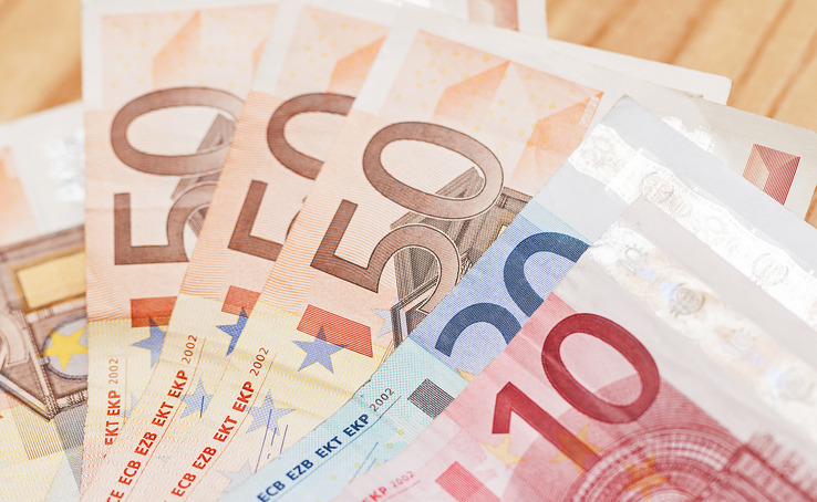 Currency exchange is open at the Gulliver shopping mall!